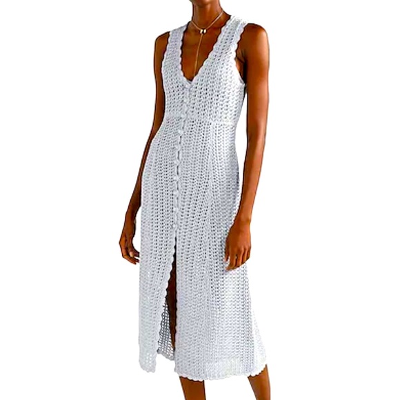 Alice McCall Dresses & Skirts - 🌟 Alice McCall knitted silver dress 🐠